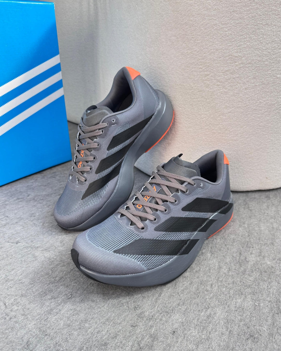 Tênis Masculino Adizero Evo SL Chumbo e Laranja – Senhor Sneaker