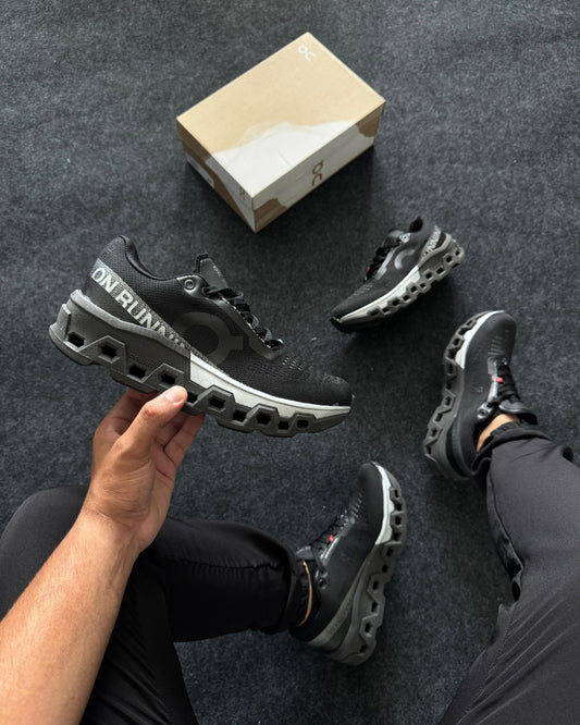 Tênis Masculino On Cloudmonster 2 All Black