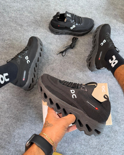 Tênis Masculino On Cloud Running All Black