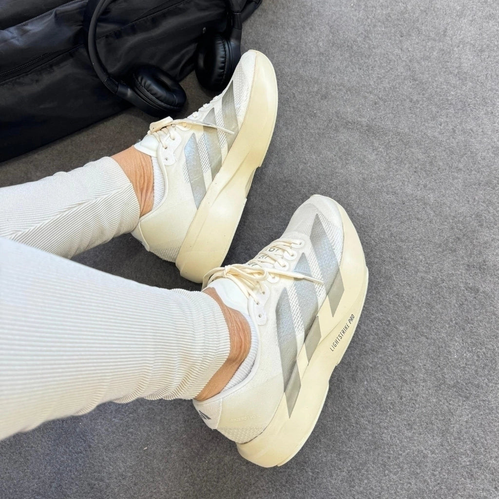 Tênis Feminino Adizero Evo SL Cinza