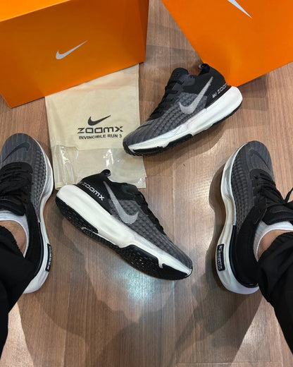 Tênis Masculino Zoom X Invincible Run 3 Preto + Brinde Especial