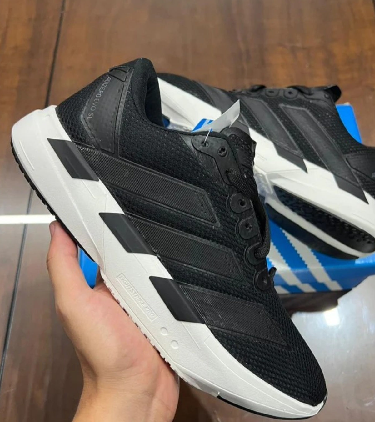 Tênis Masculino Adizero Evo SL Hyper - Lançamento - Frete Rápido + Brinde Exclusivo