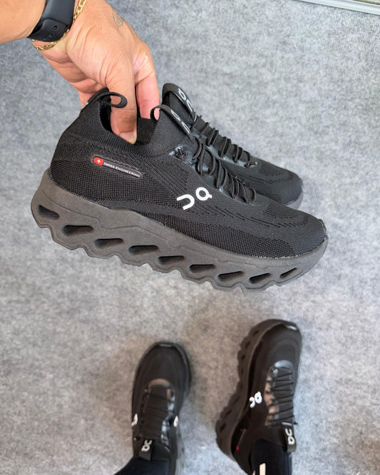 Tênis Masculino On Cloud Running All Black