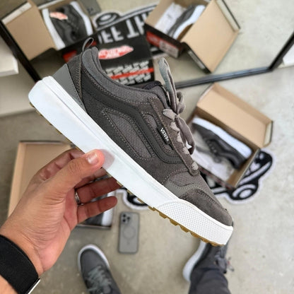 Tênis Unissex Vans Ultrarange 3D Cinza Escuro