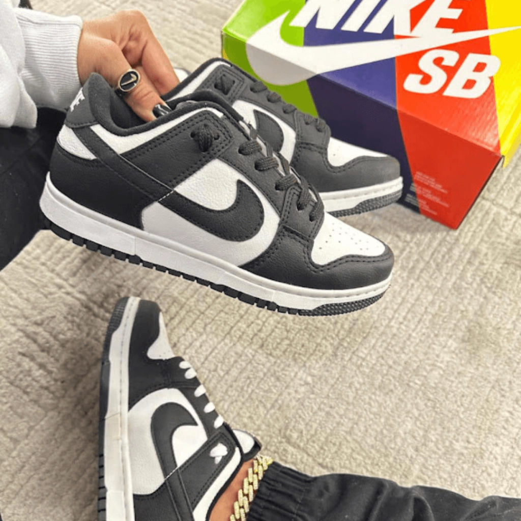 Tênis Unissex Nike Dunk Low Panda