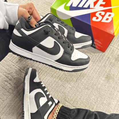 Tênis Unissex Nike Dunk Low Panda